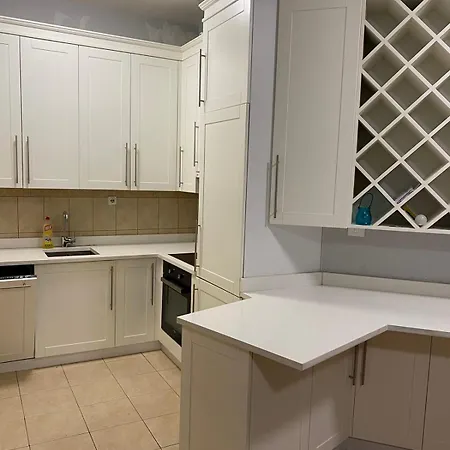 Apartment Tom'a *
