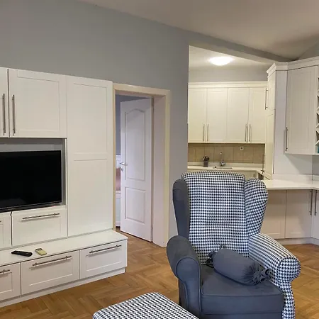 Apartment Tom'a